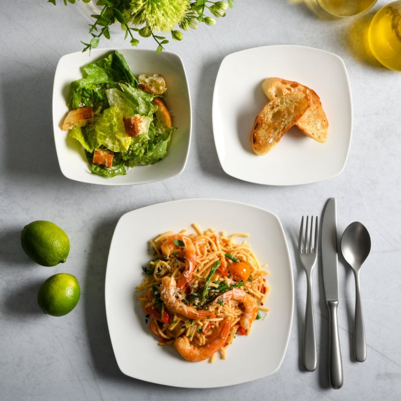 Everyday Square 12-Piece Fine Ceramic Dinnerware Set