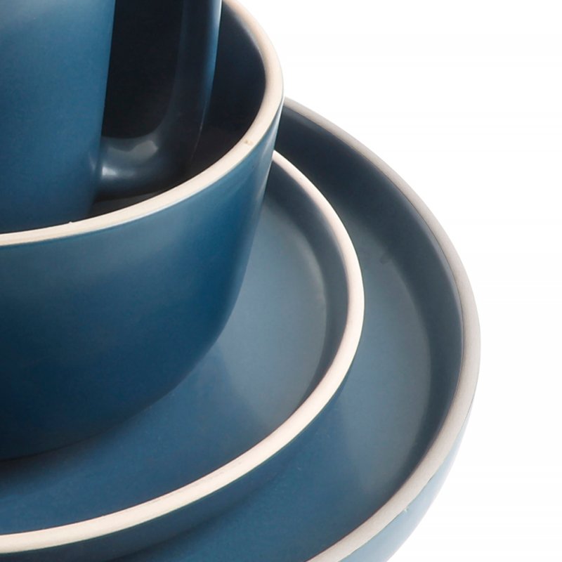 Zuma 16-Piece Round Matte Stoneware Dinnerware Set