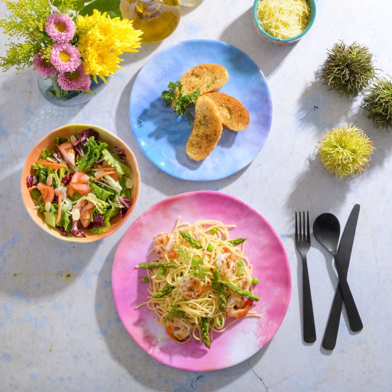 Cinnamon Twist 12-Piece Assorted Color Melamine Dinnerware Set