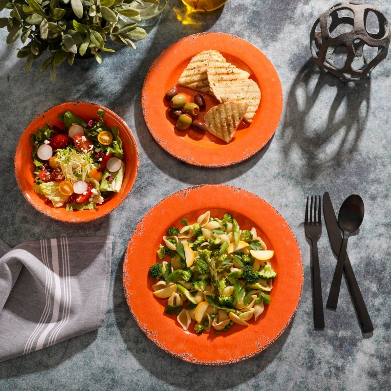 Mauna 12-Piece Melamine Dinnerware Set