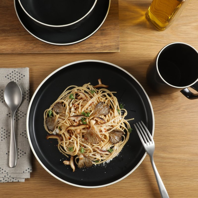 Zuma Nuevo 32 Piece Plates, Bowls, and Mug (Service for 8) Dinnerware Set – Black