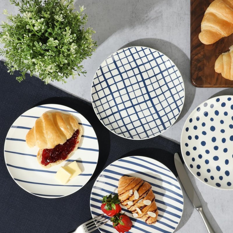 Seaboard Decorated White and Blue Porcelain Plates and Bowls Dinnerware Set