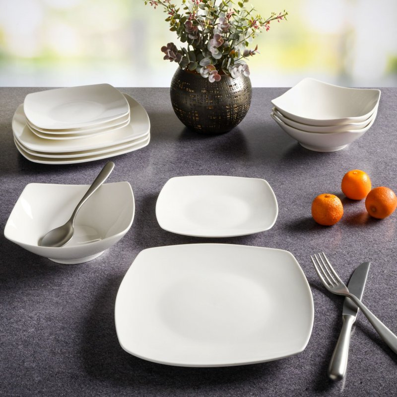 Everyday Square 12-Piece Fine Ceramic Dinnerware Set