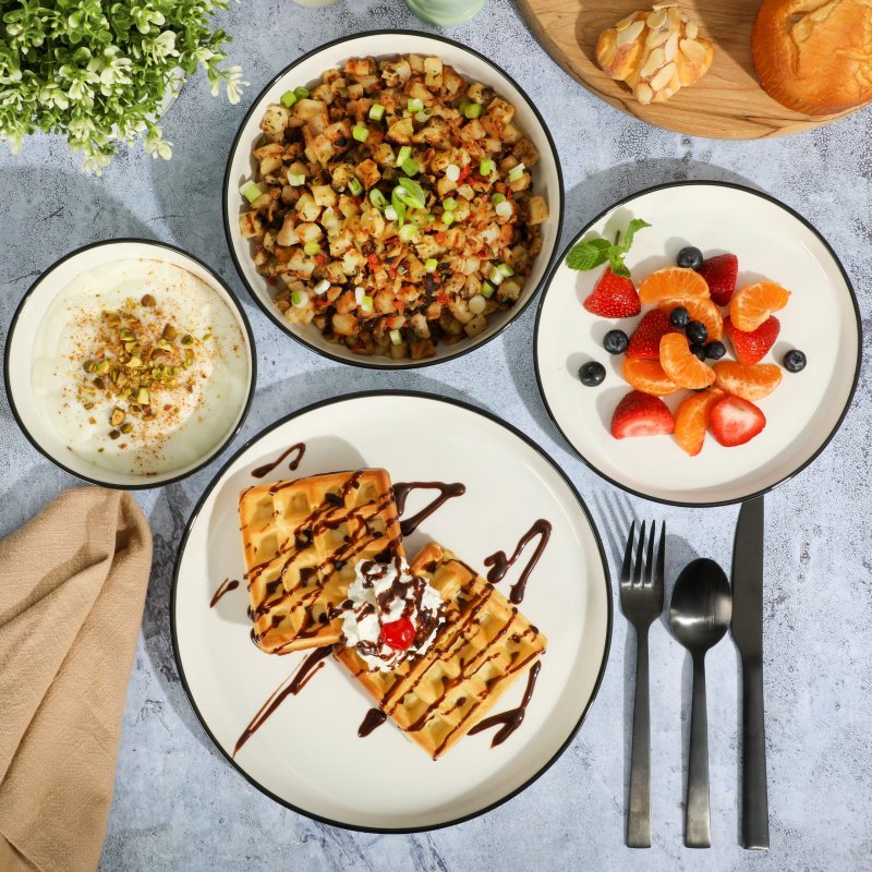 Oslo 16-Piece Porcelain Dinnerware Set